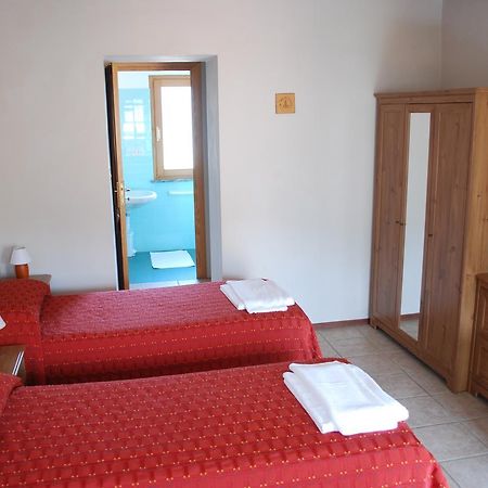 Foresteria Valdese Hotel Torre Pellice Exterior foto